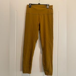 Lululemon Wunder Train Legging 25’